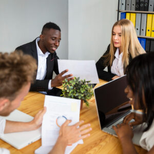 strategies to attract the best employees